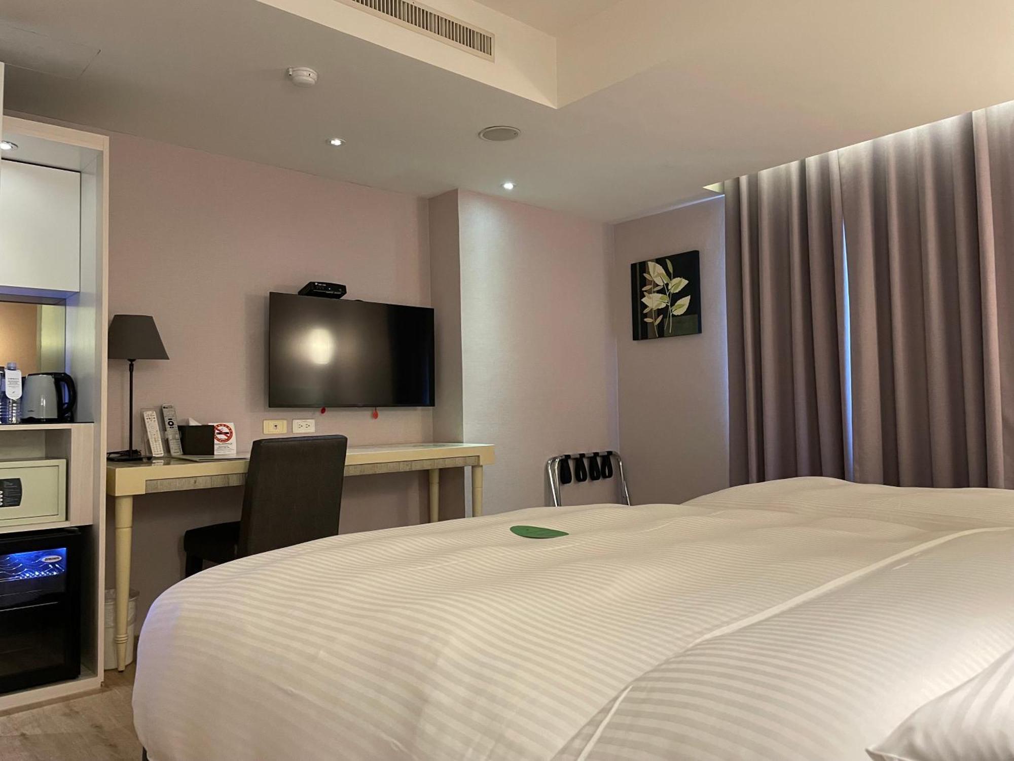 ฟอร์เวิร์ด โฮเต็ล Hotel ไทเป ภายนอก รูปภาพ