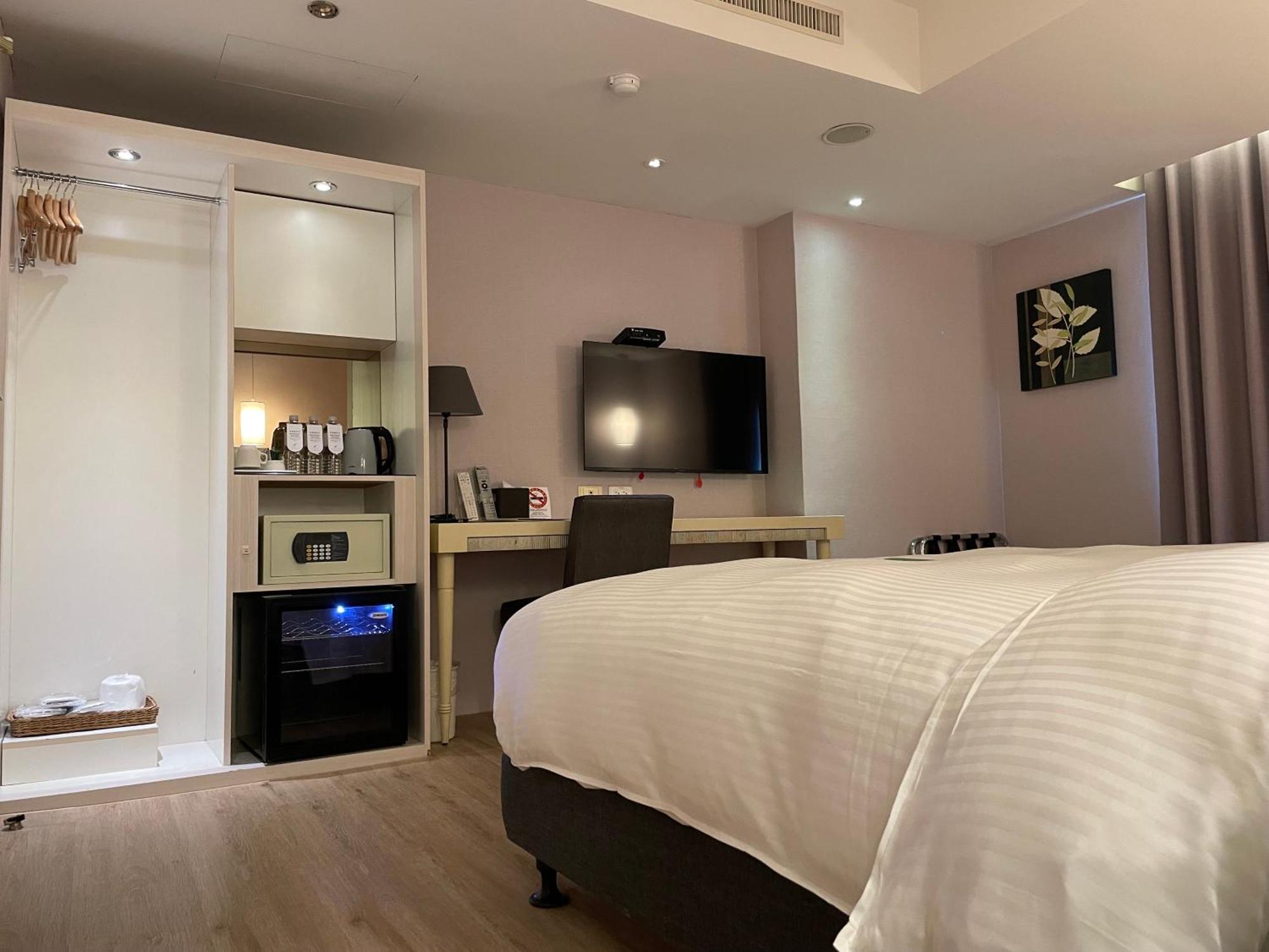 ฟอร์เวิร์ด โฮเต็ล Hotel ไทเป ภายนอก รูปภาพ