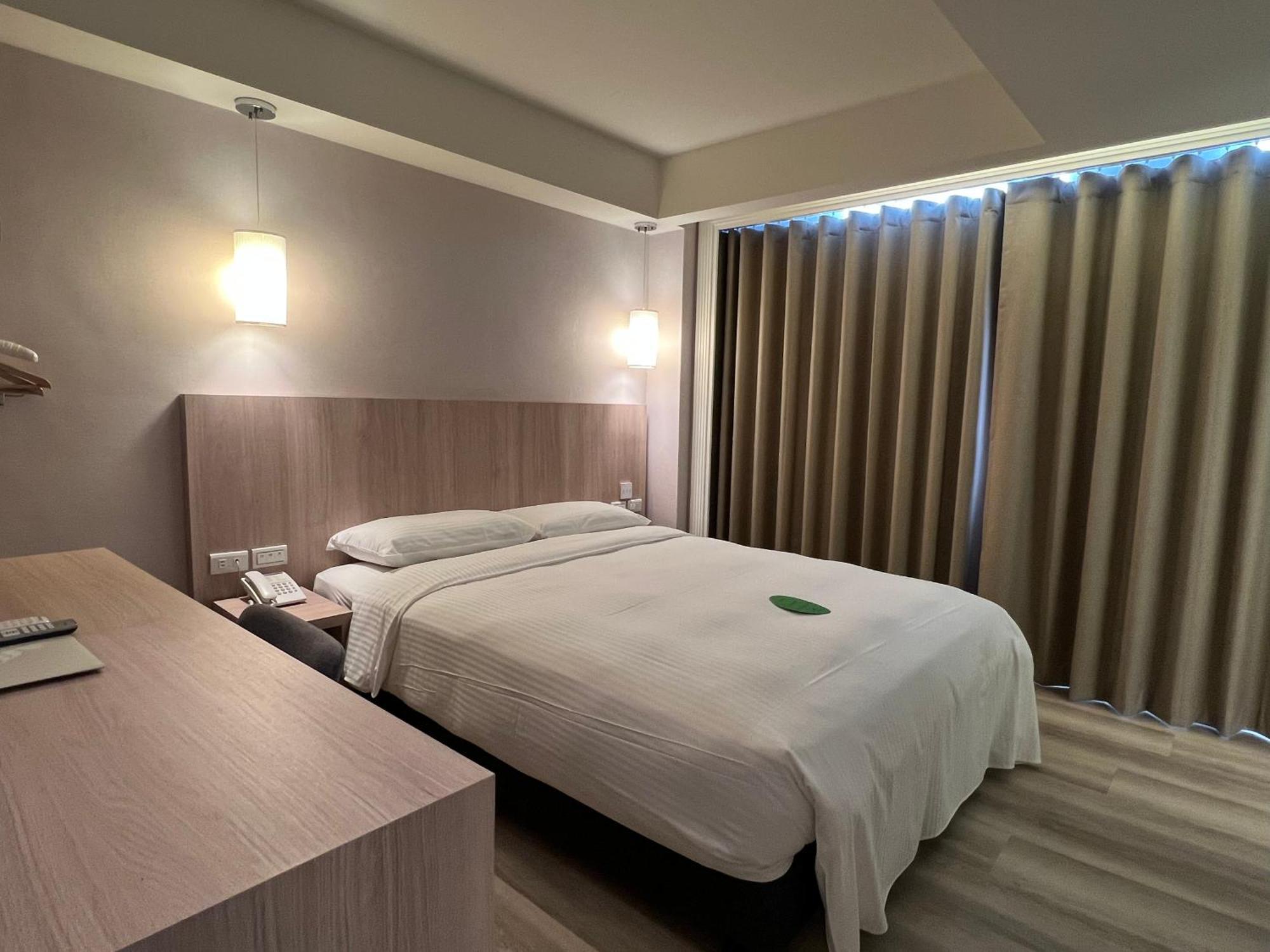 ฟอร์เวิร์ด โฮเต็ล Hotel ไทเป ภายนอก รูปภาพ