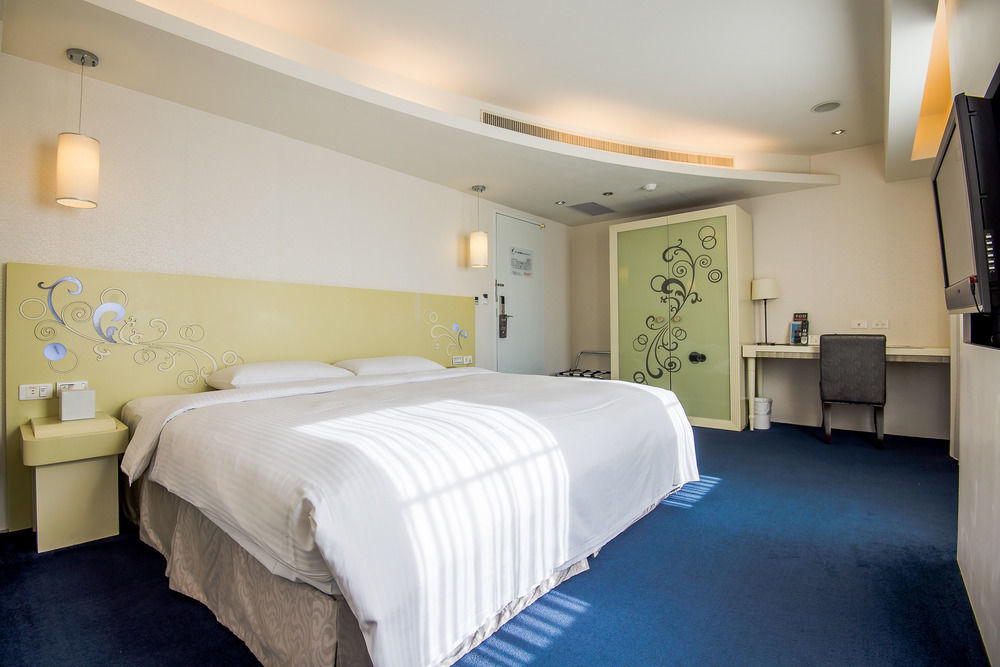 ฟอร์เวิร์ด โฮเต็ล Hotel ไทเป ภายนอก รูปภาพ
