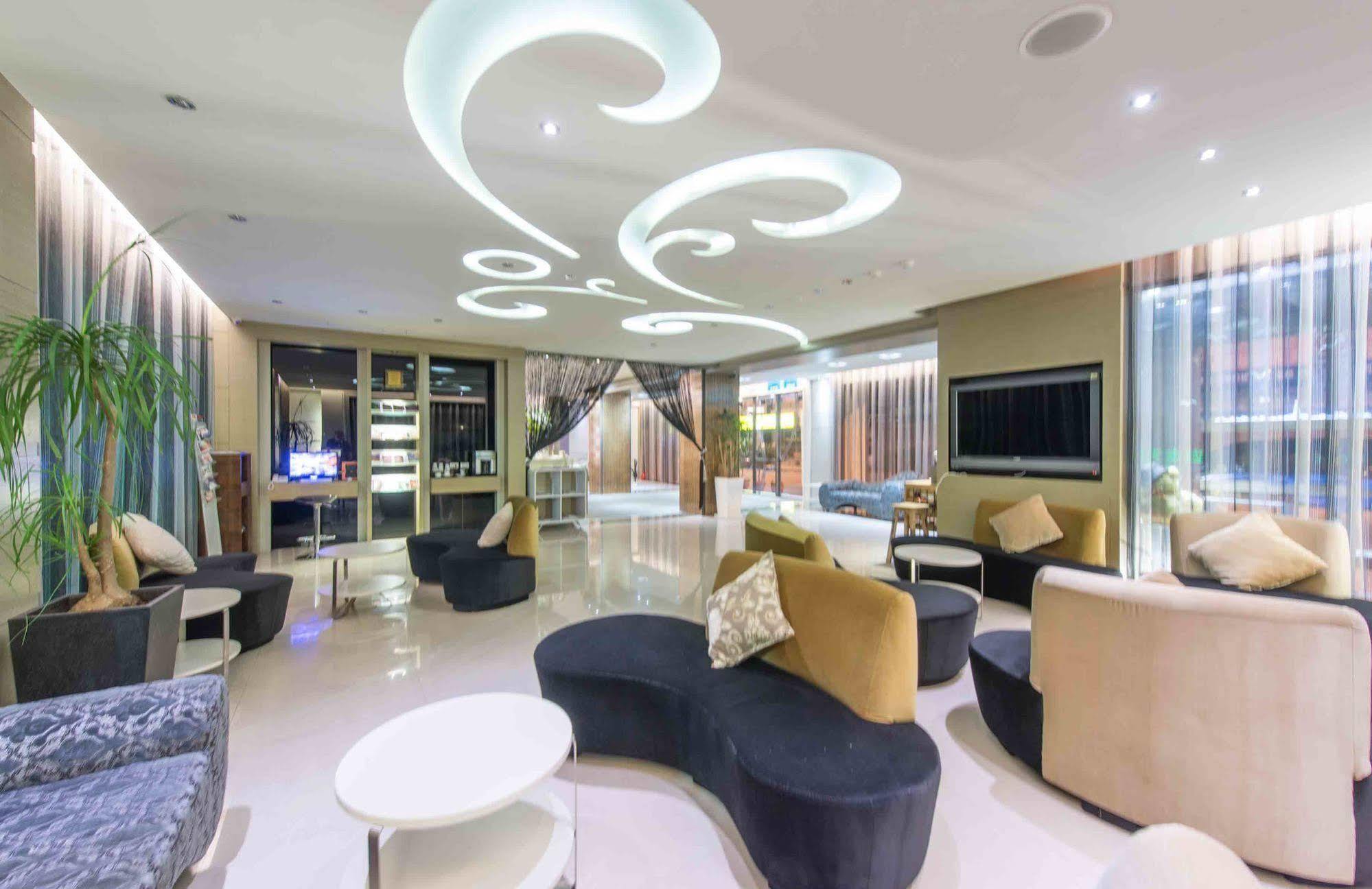 ฟอร์เวิร์ด โฮเต็ล Hotel ไทเป ภายนอก รูปภาพ