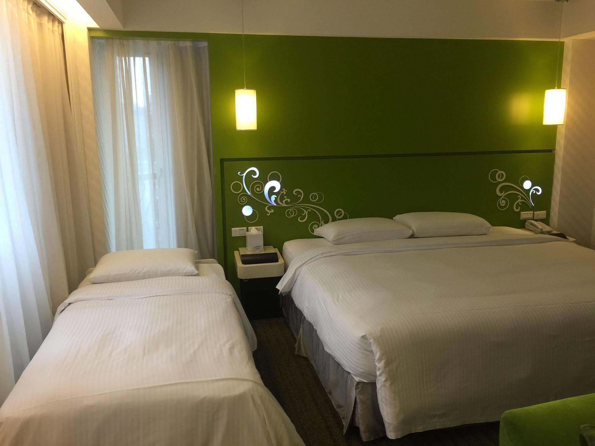 ฟอร์เวิร์ด โฮเต็ล Hotel ไทเป ภายนอก รูปภาพ